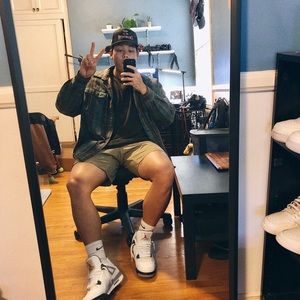 Meet your Posher, Derek